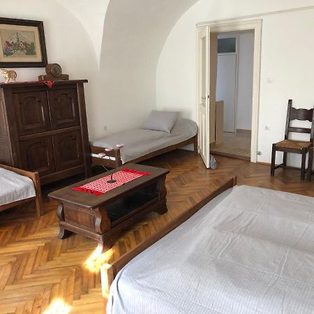 Apartman Becsi Utca Sopron Zewnętrze zdjęcie