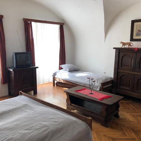 Apartman Becsi Utca Sopron Zewnętrze zdjęcie