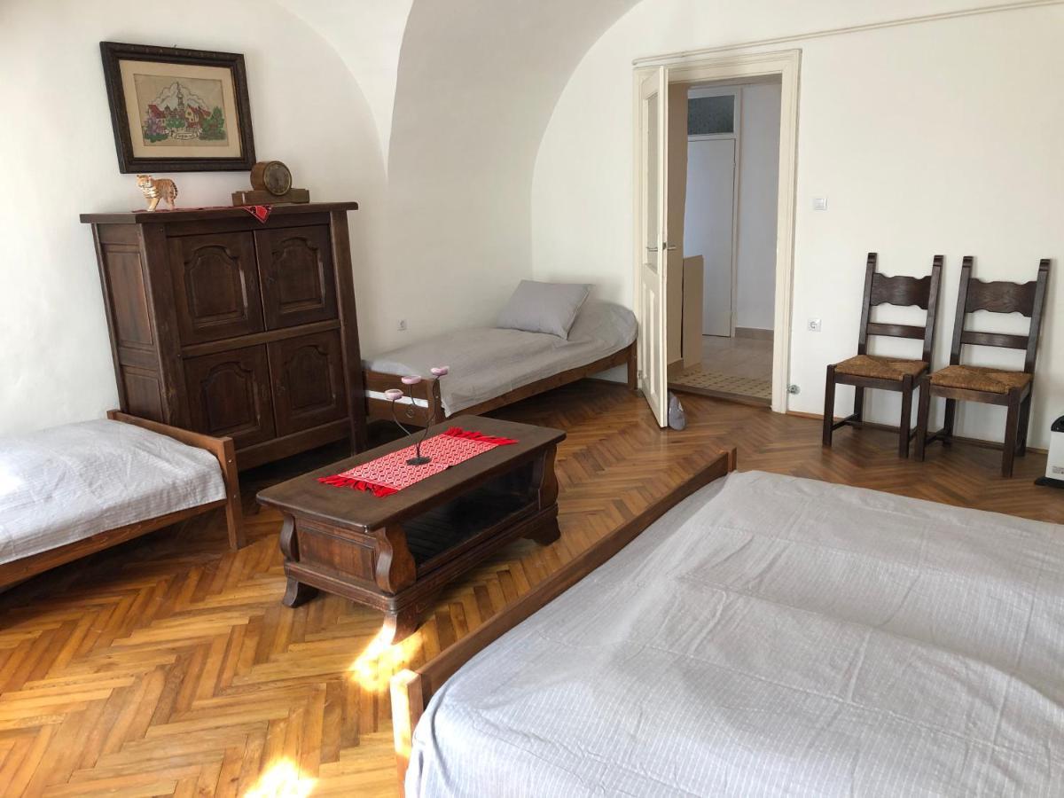 Apartman Becsi Utca Sopron Zewnętrze zdjęcie