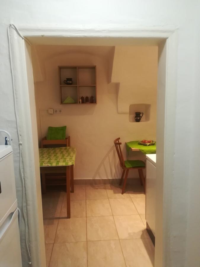 Apartman Becsi Utca Sopron Zewnętrze zdjęcie